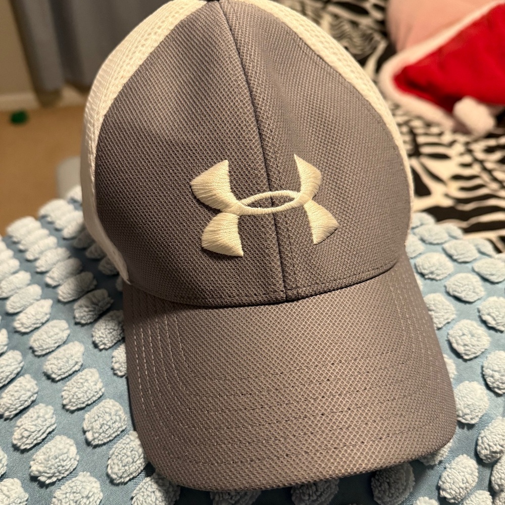 Under Armour hat